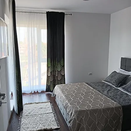 Apartamento Charlye Craiova